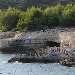 Din-pula פולה