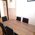 Apartmán Din-pula *