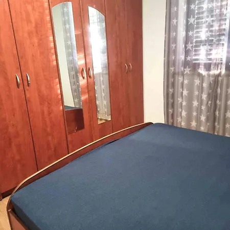 Apartament Din-pula