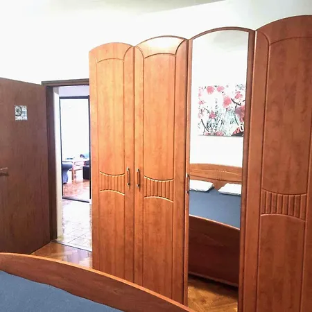 Apartamento Din-pula