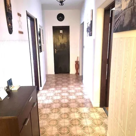Apartament Din-pula