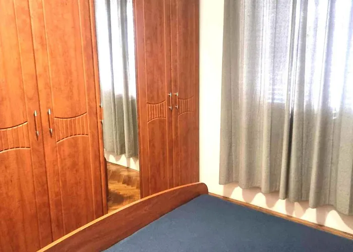 Din-pula Lejlighed Pula