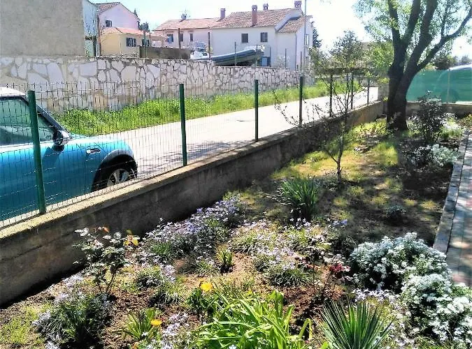 Din-pula Lejlighed Pula