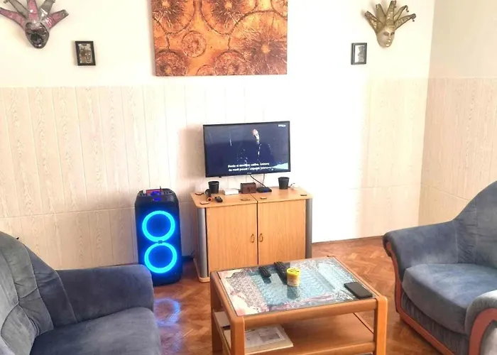 Din-pula Apartment