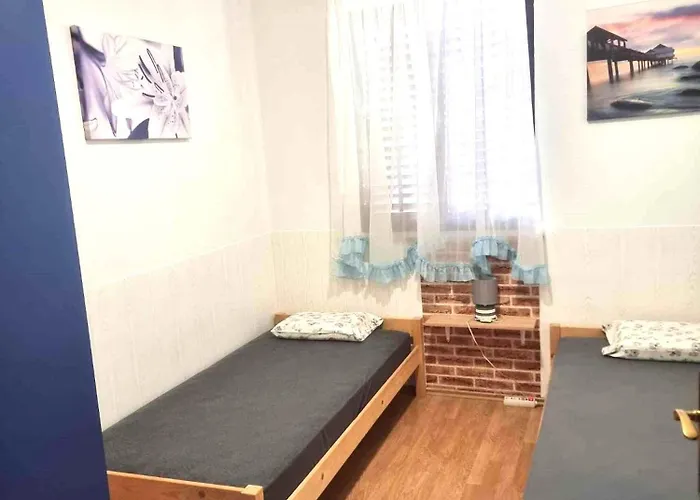 Din-pula Apartment